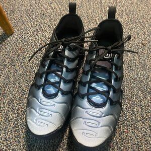 Nike Women's Sneakers - Black and Gray